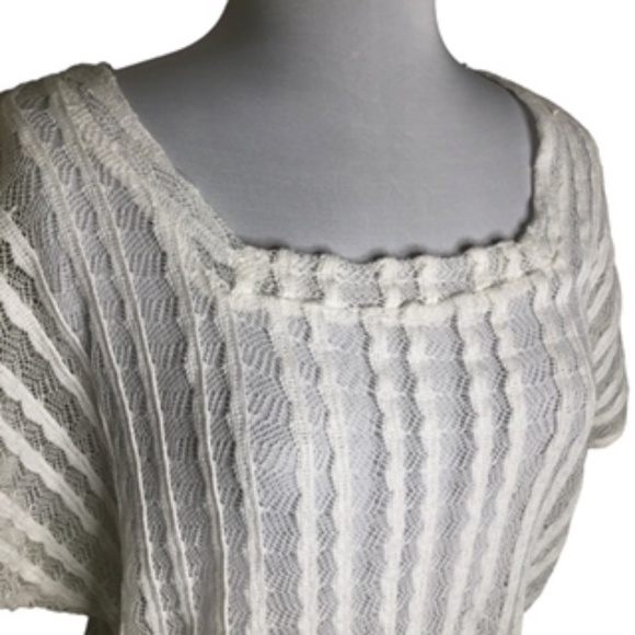 Peck & Peck Short Sleeve Elastic Bottom Square Neck Netted Top Size L - Picture 2 of 6